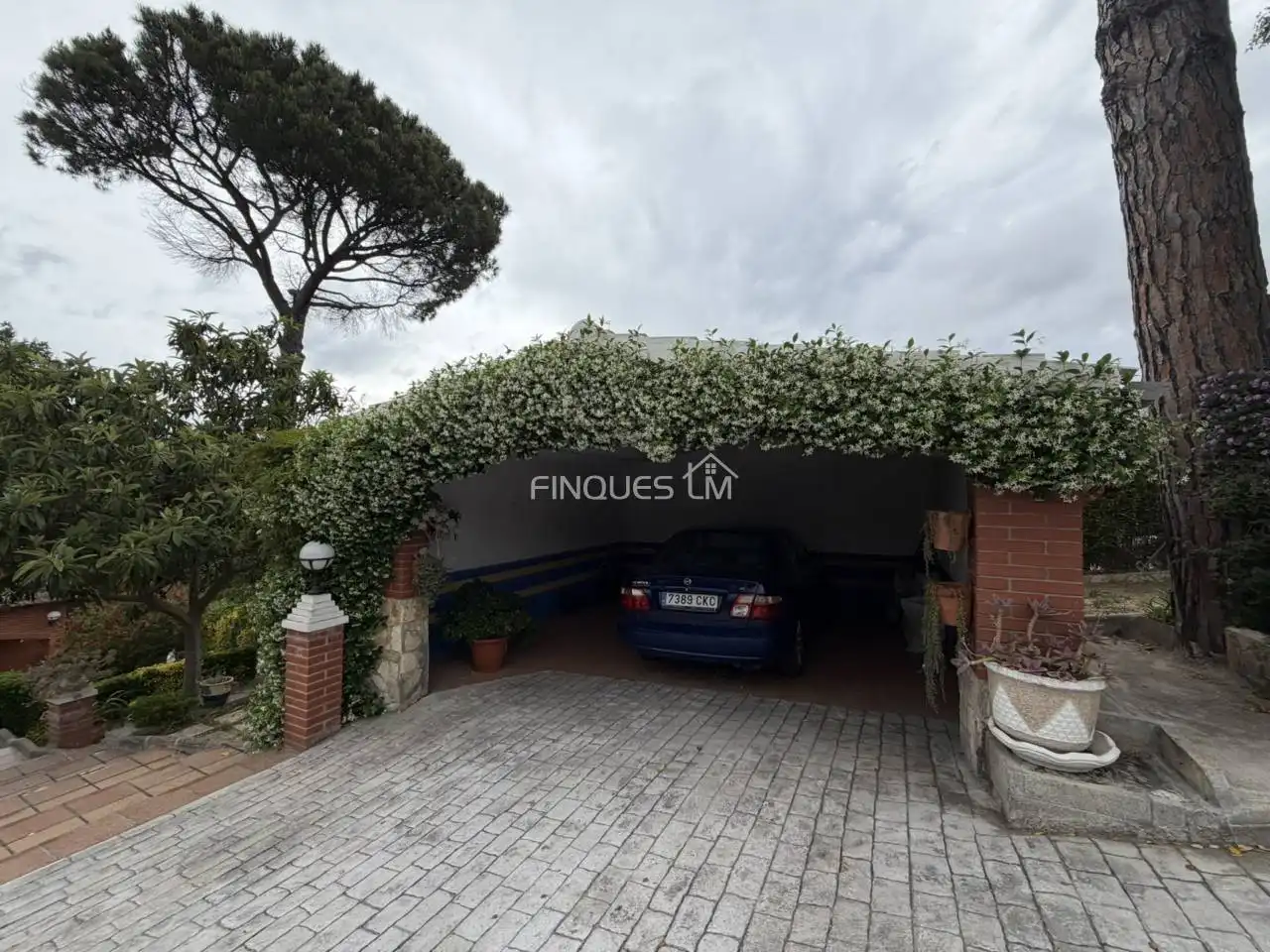 Aparcament de Casa o xalet en venda en Maçanet de la Selva amb Calefacció, Jardí privat i Terrassa