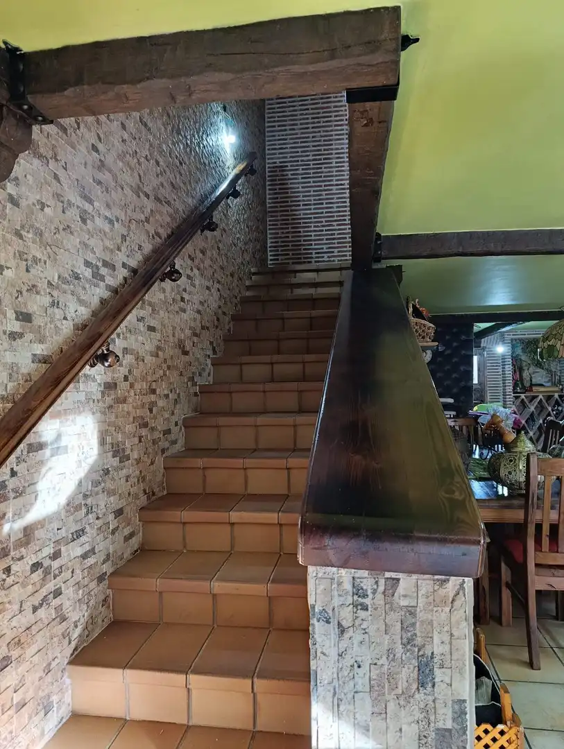 Casa adosada en venta en Valverde de la Virgen con Jardín privado, Terraza y Balcón