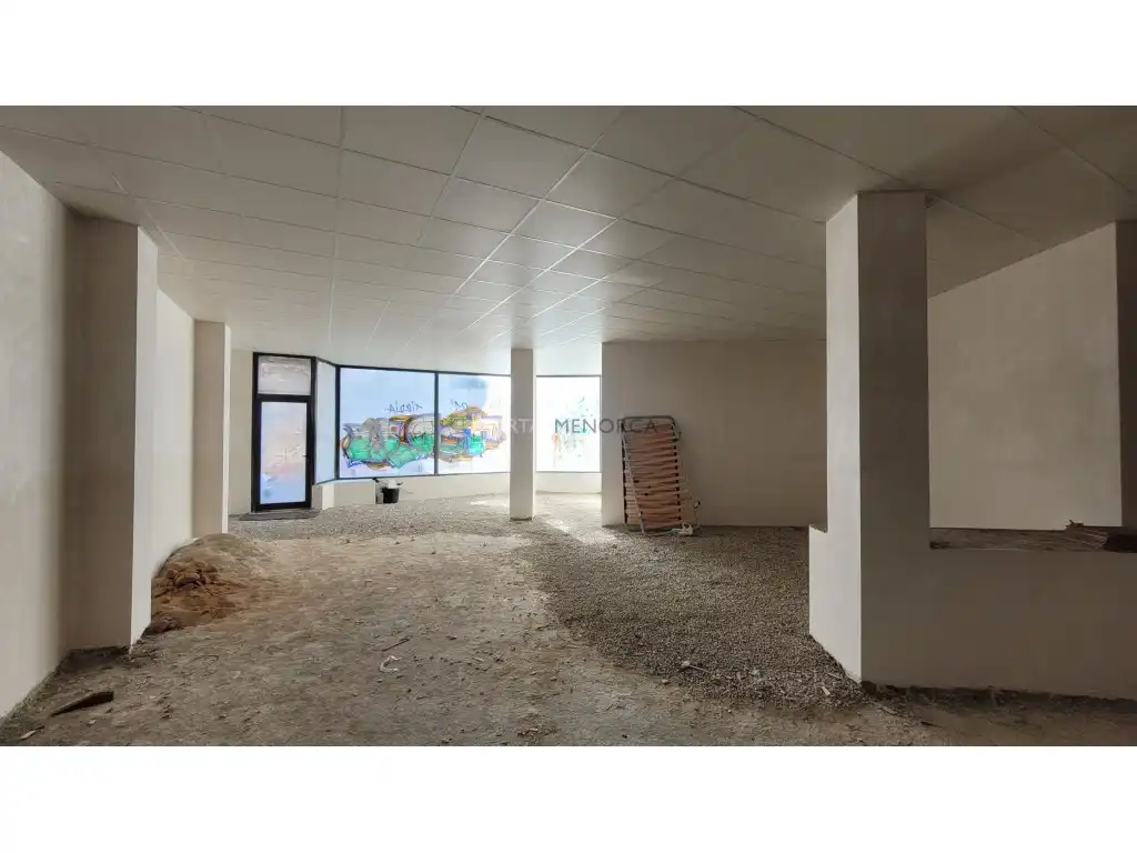 Commercial properties for sale in Maó - Mahón
