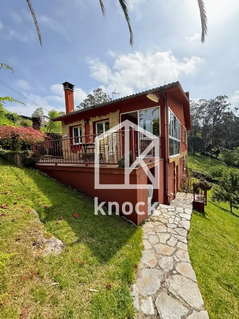 Exterior view of Houses for sale in Villaviciosa  with Heating, Terrace and Storage room