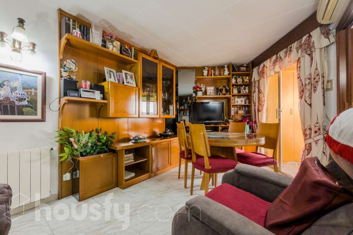 Piso en venta en CL MOSSEN CAMIL ROSELL, Cementiri Vell