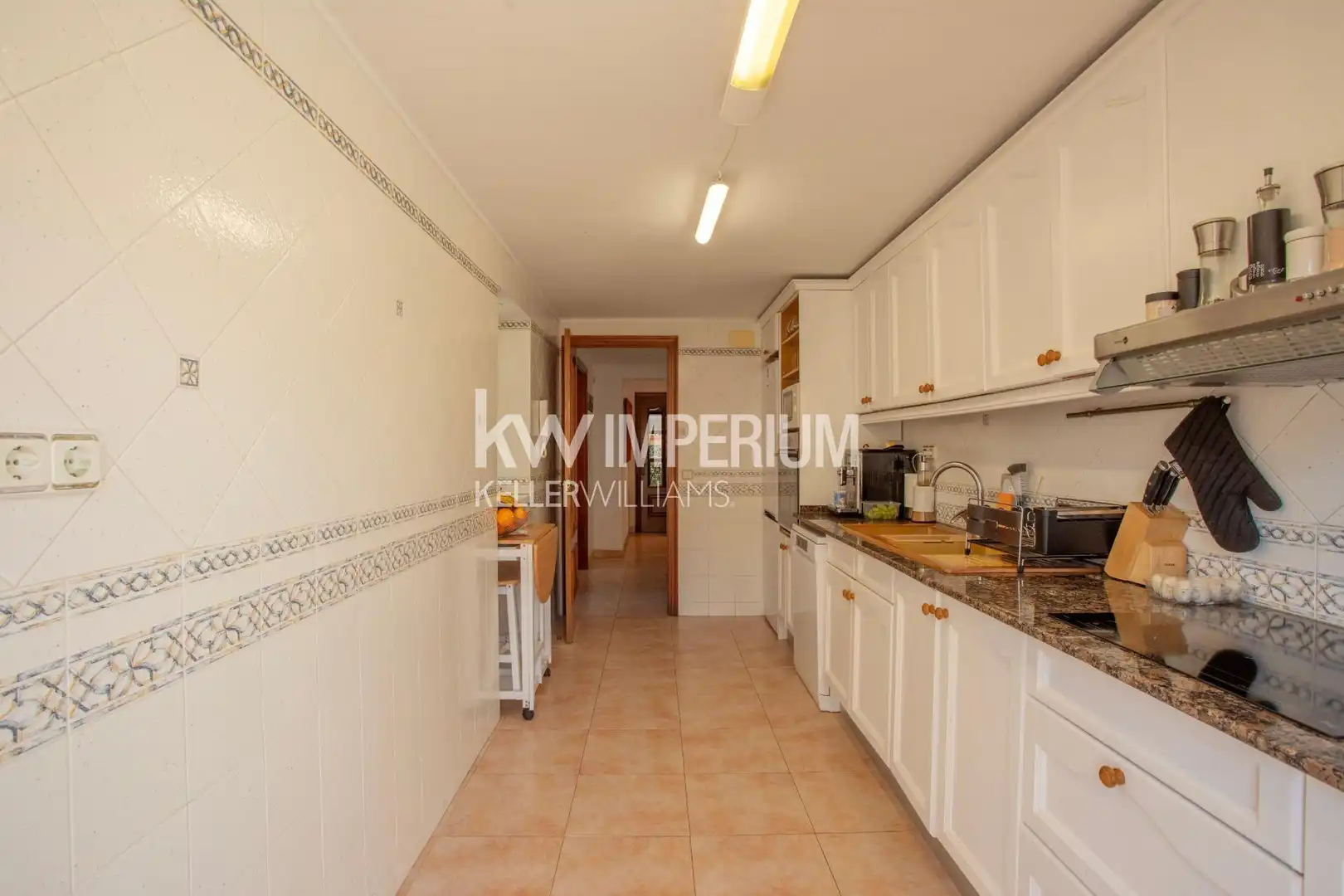 Cocina de Piso de alquiler en Tarragona con Jardín privado, Terraza y Amueblado