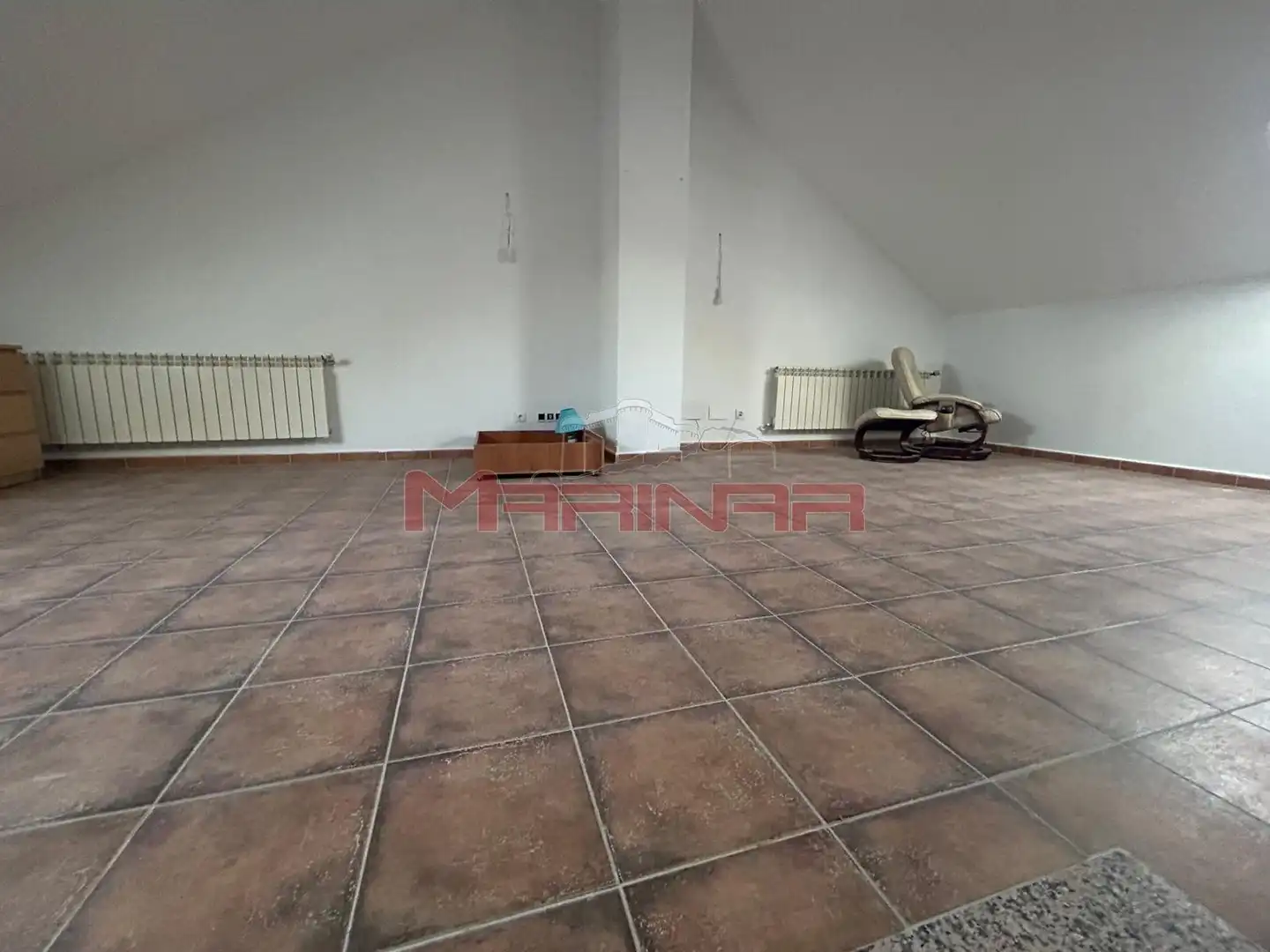Casa adosada en venta en Seseña con Aire acondicionado, Calefacción y Jardín privado