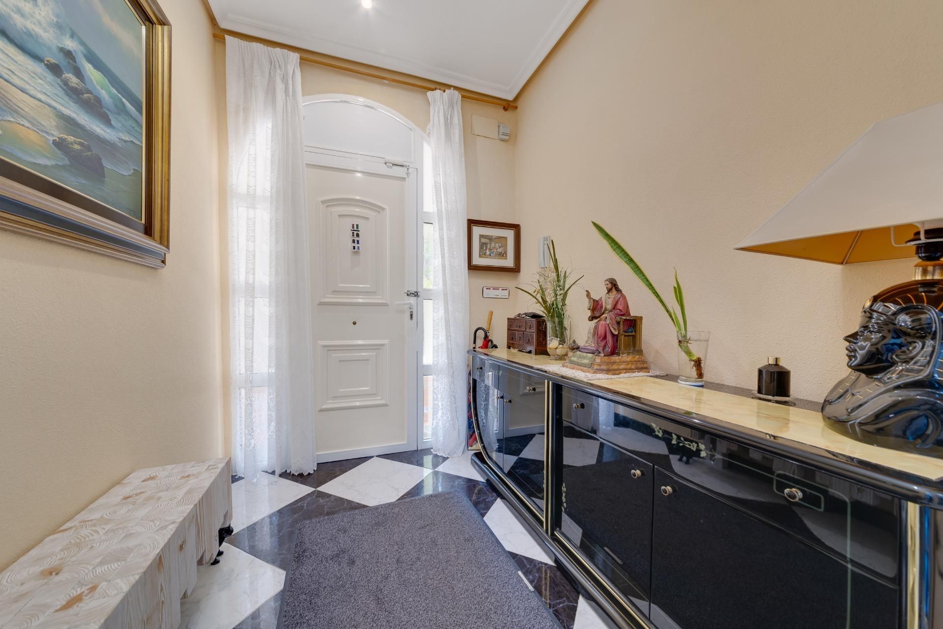 Casa o xalet en venda a Avenida Avenida de Madrid, El Pino