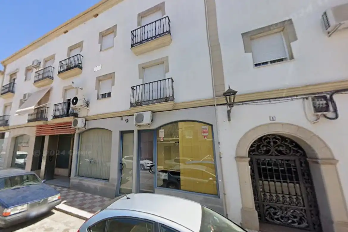 Local comercial en venda a C/ Méndez Núñez