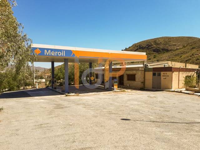Local comercial en Venta en Olula del Río