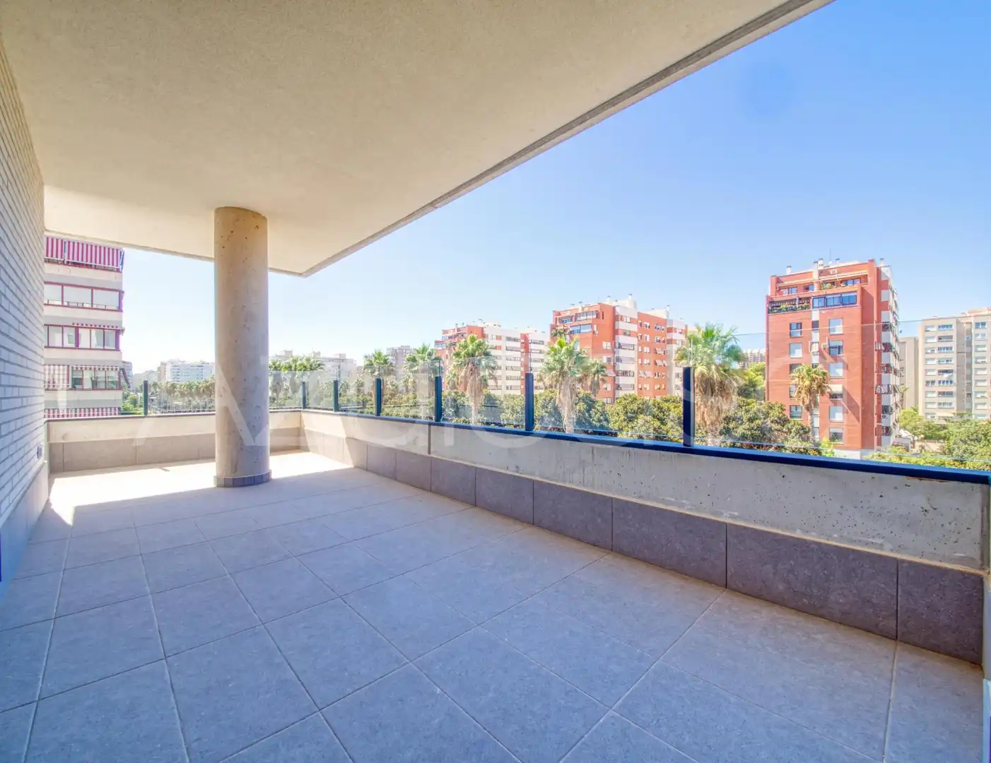 Terrassa de Pis en venda en Alicante / Alacant amb Aire condicionat, Calefacció i Terrassa
