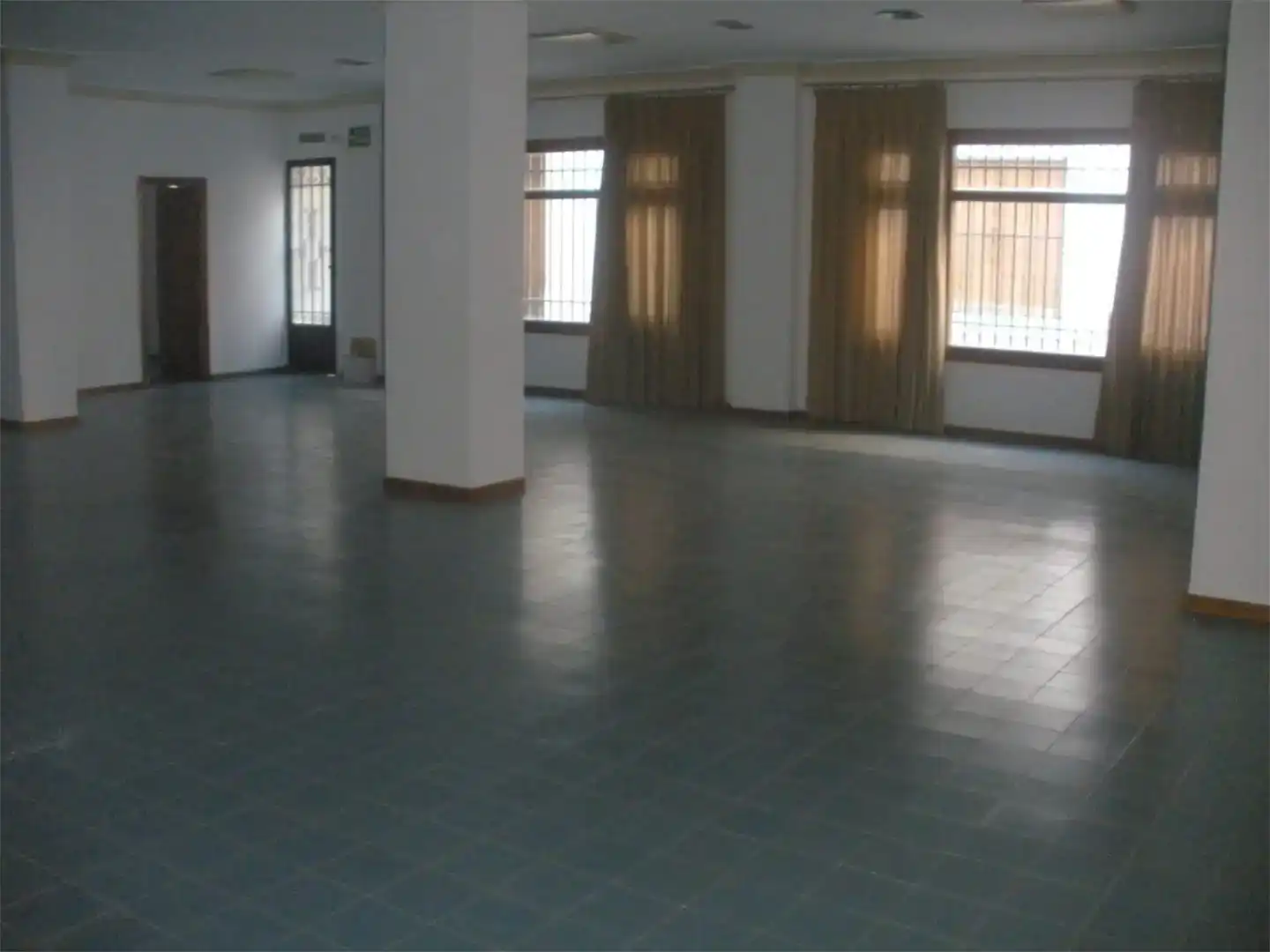 Commercial properties for sale in Baeza, Jaén