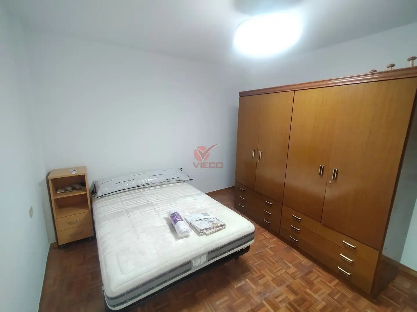 Bedroom of Flat for rent in Cuenca  with Heating and Storage room
