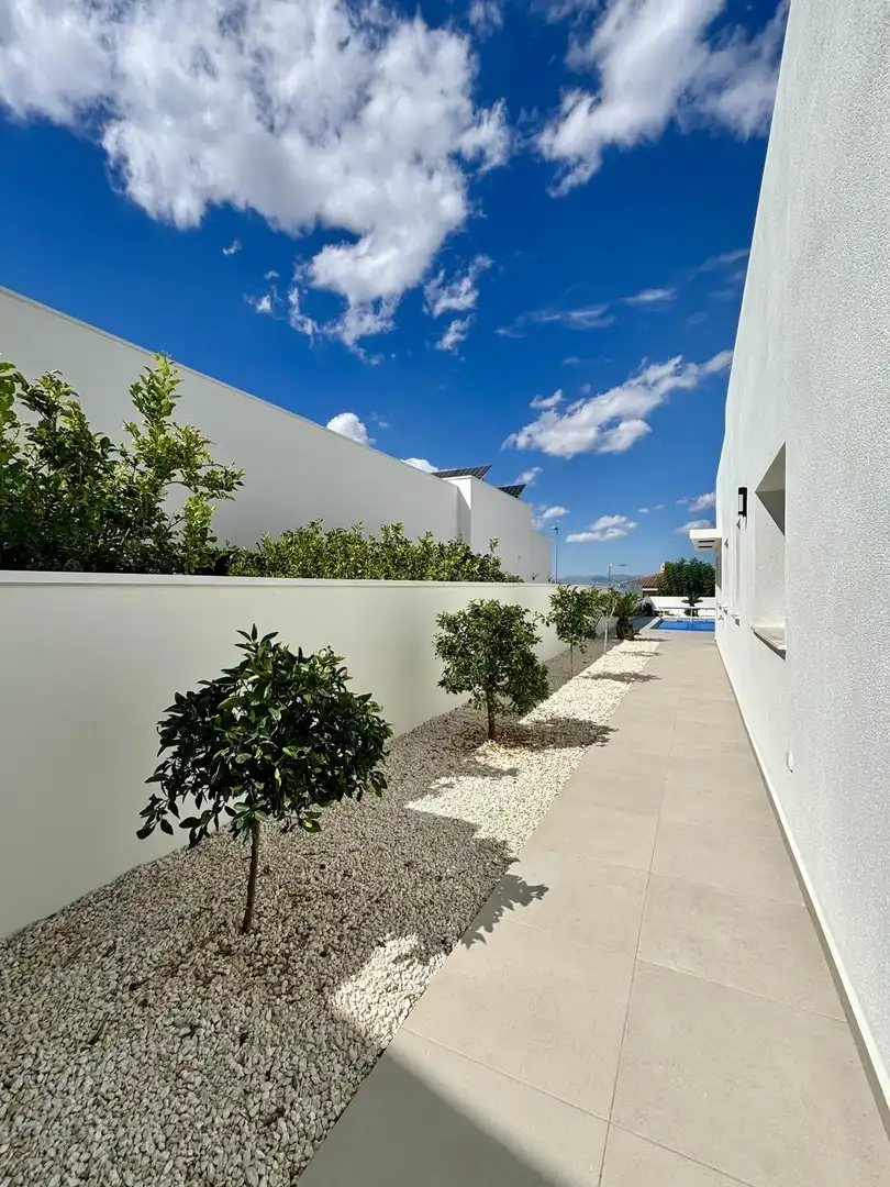 Chalet con piscina en venta en Benijófar, imagen 9