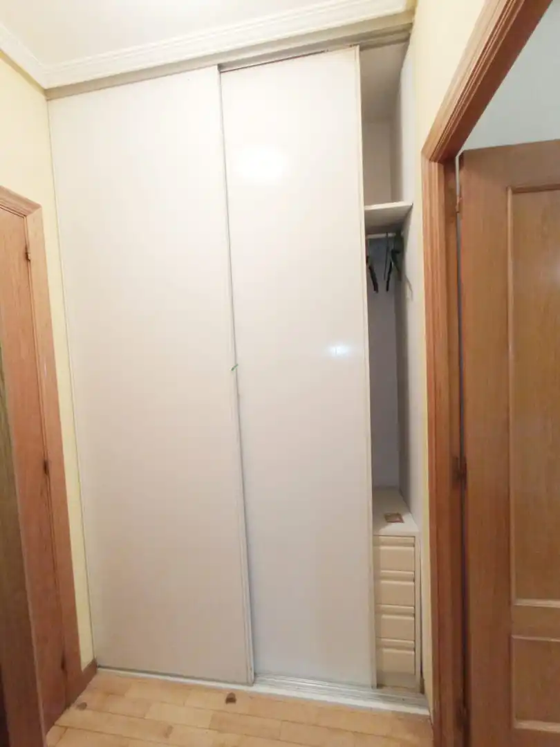 Habitación de Apartamento en venta en Burgos con Calefacción, Parquet y Amueblado