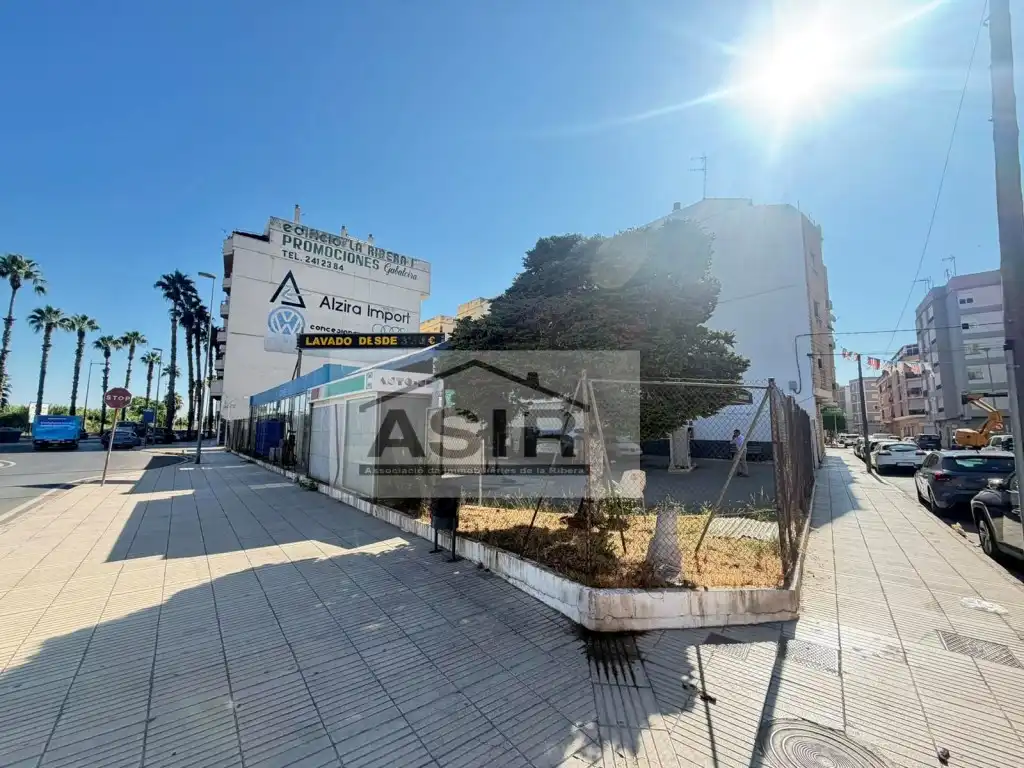 Vista exterior de Residencial en venda en Alzira