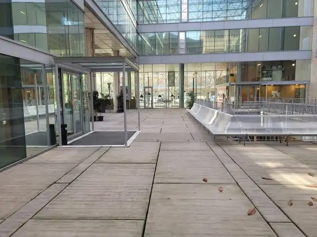 Büro zur Miete in Barcelona mit Klimaanlage, Heizung und Terrasse