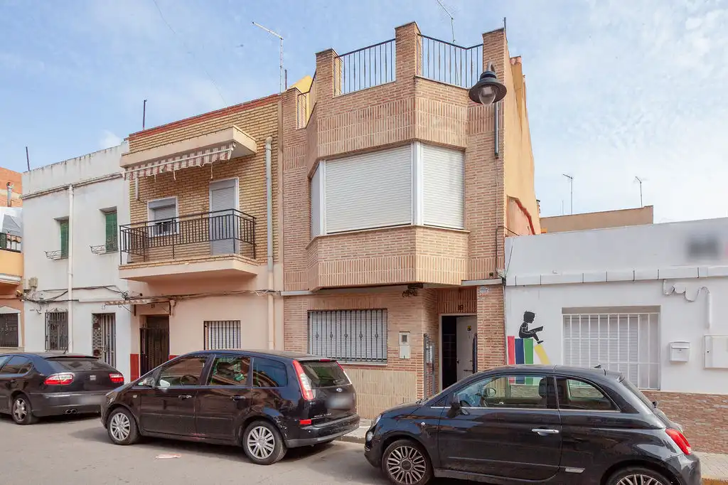 Exterior view of Detached homes for sale in Aldaia