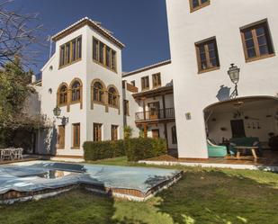 Vista exterior de Casa o xalet en venda en  Granada Capital amb Calefacció i Piscina