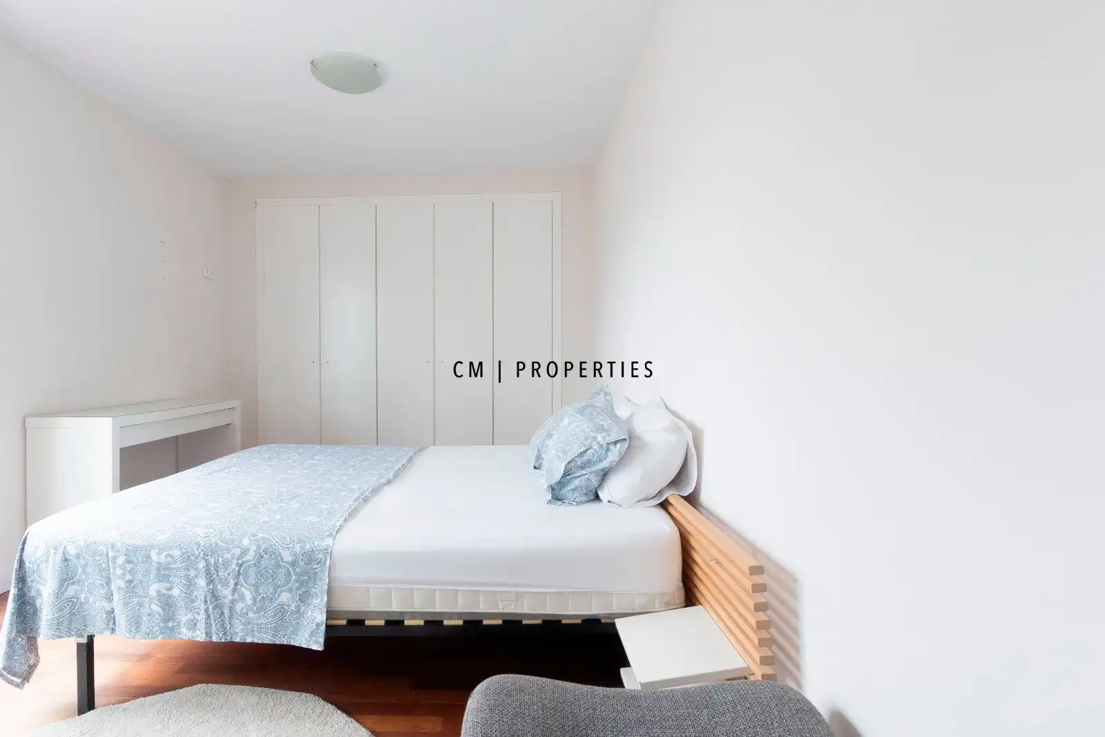 Bedroom of Duplexes for sale in Valencia  with Air Conditioner, Heating and Parquet flooring