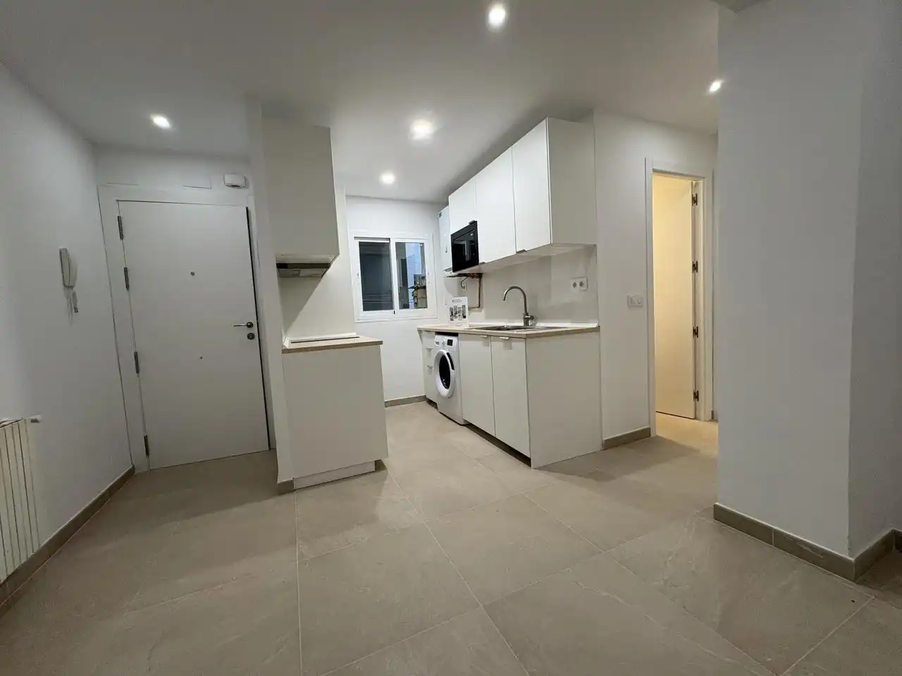 Fotografía del inmueble reportado: 1.200 €/mes — Valdezarza, Madrid