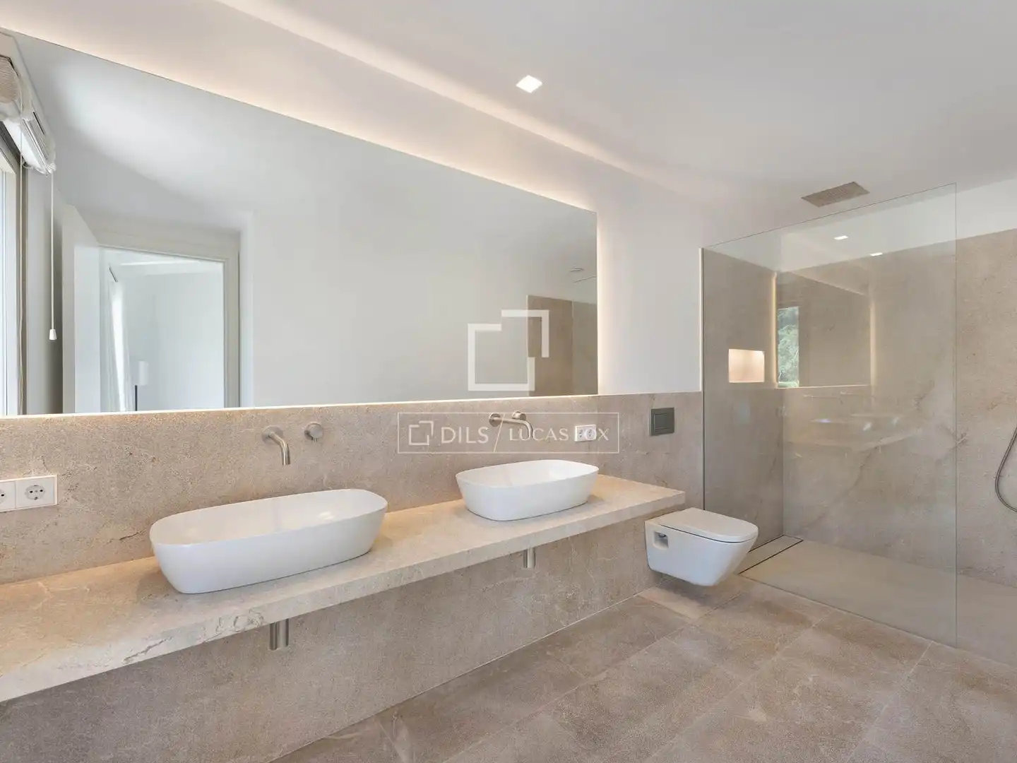 Baño de Finca rústica en venta en Capdepera con Aire acondicionado, Calefacción y Jardín privado