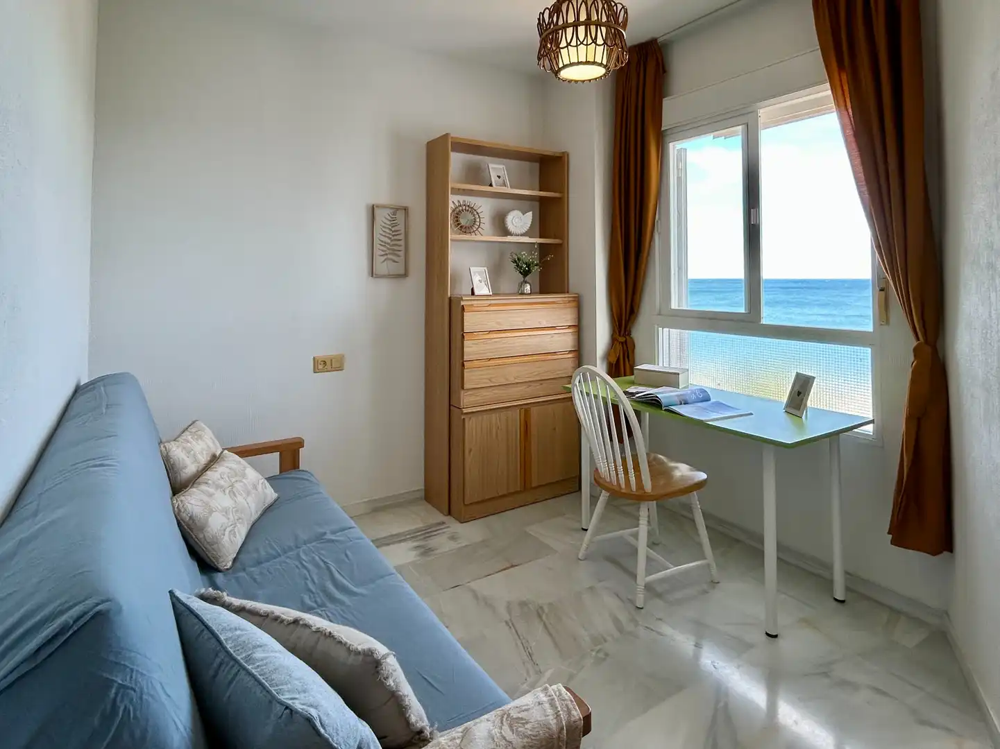 Bedroom of Flat for rent in Almuñécar  with Terrace, Furnished and Washing machine