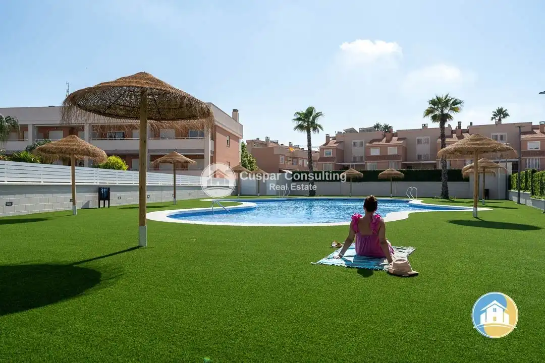 Adossat amb piscina en venda a N/A, imagen 32