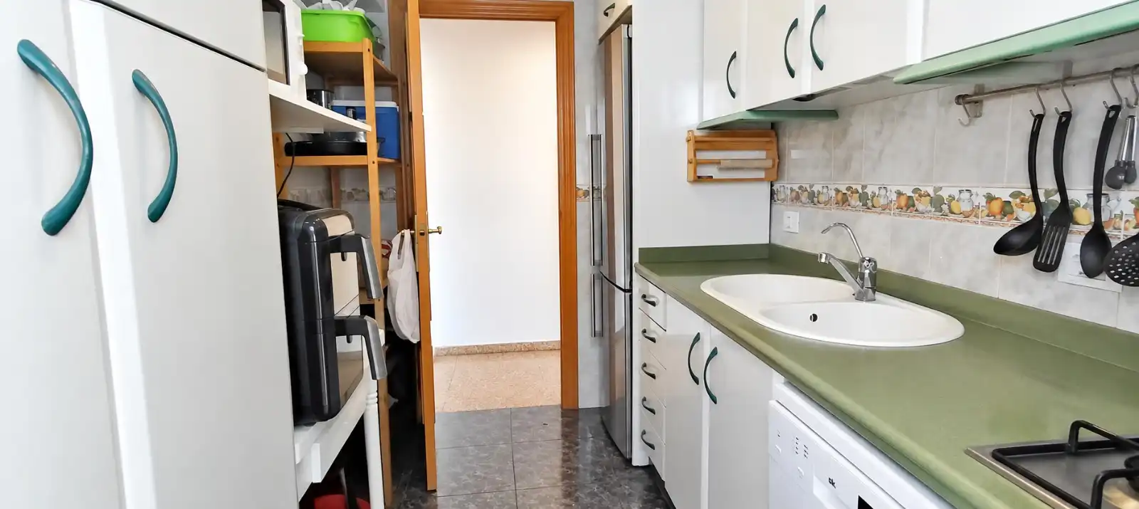 Flat with terrace for sale in Carrer de Jacinto Benavente, imagen 3