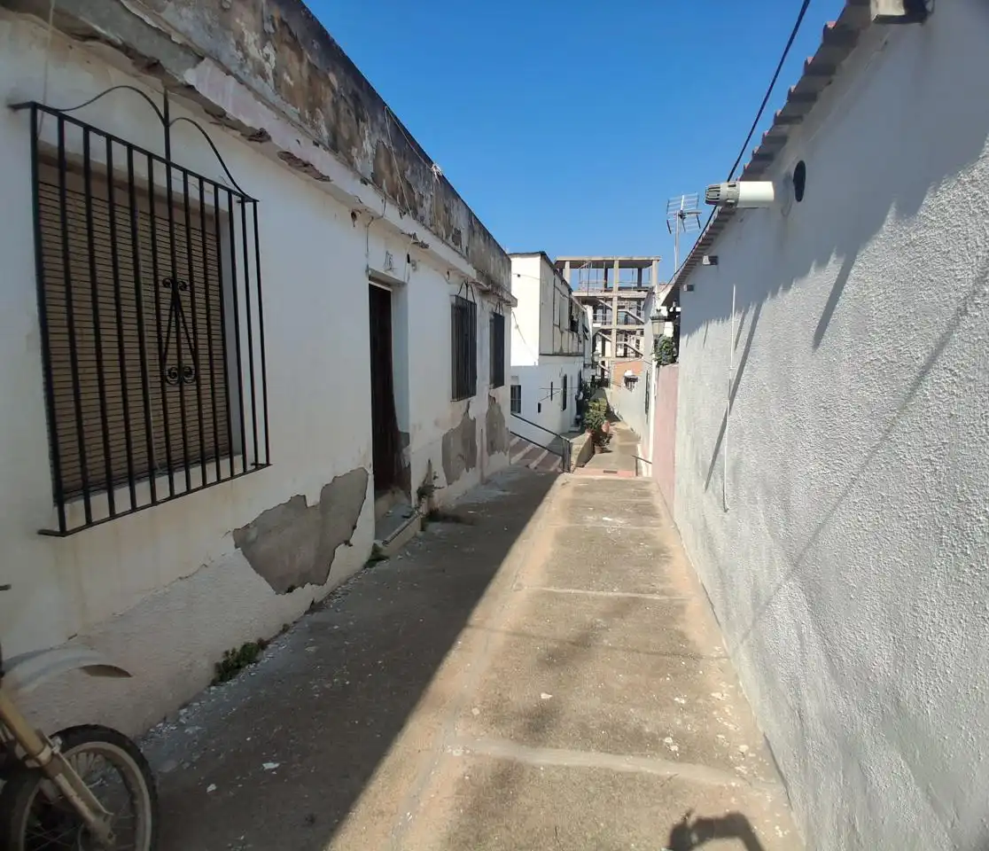 House for sale in Calle Real de la Herradura