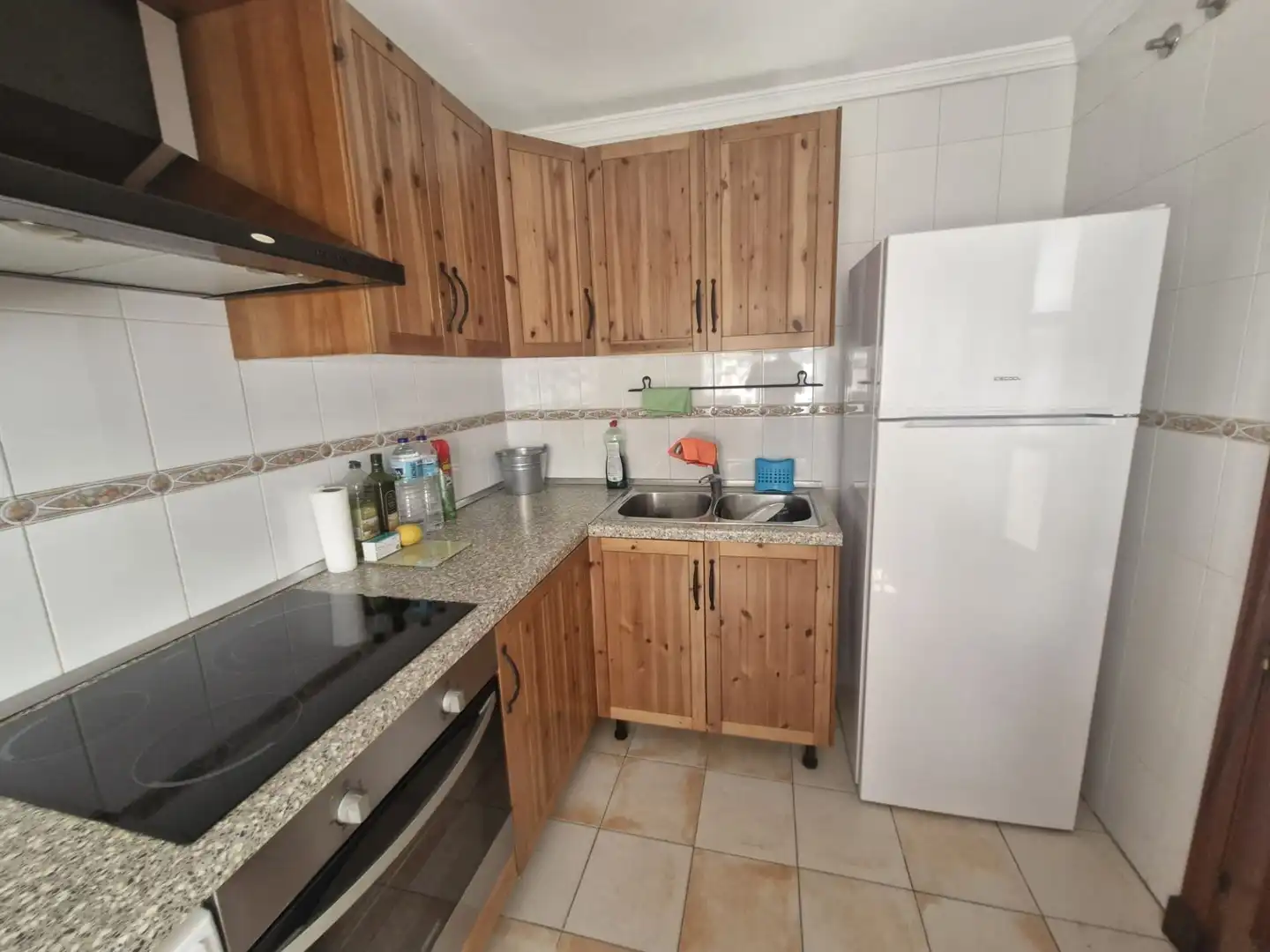 Cuina de Casa adosada en venda en La Línea de la Concepción amb Terrassa