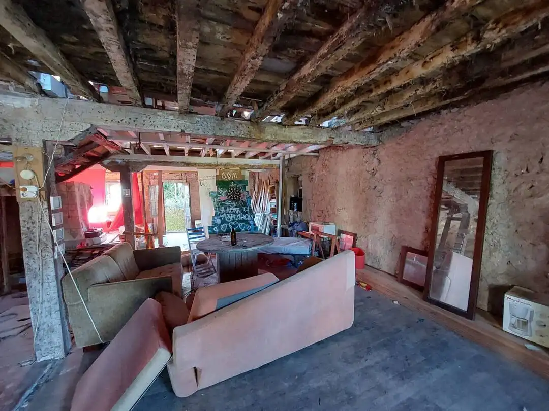 Wohnzimmer von Einfamilien-Reihenhaus zum Verkauf in Piélagos