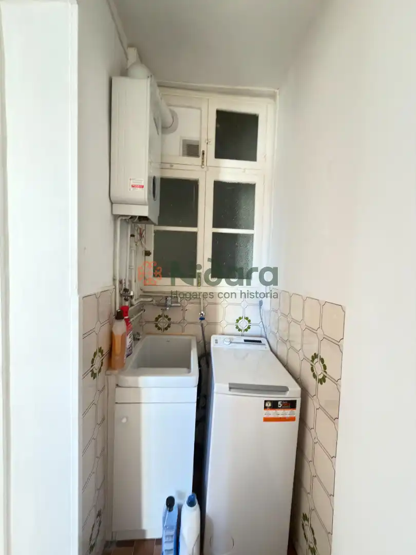 Kitchen of Flat for sale in Barcelona  with Air Conditioner, Heating and Parquet flooring