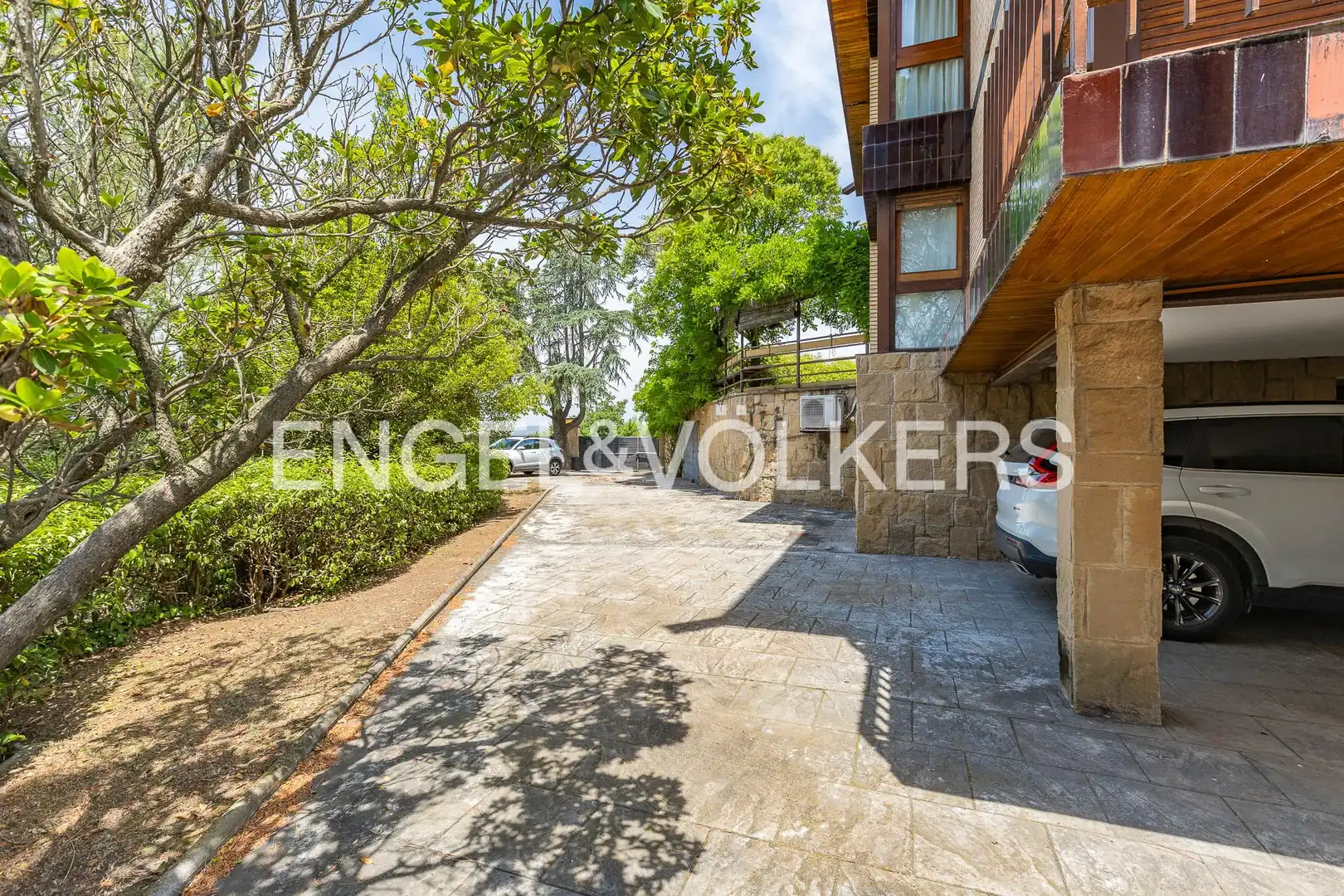 Vista exterior de Finca rústica en venda en Manresa amb Calefacció, Jardí privat i Terrassa