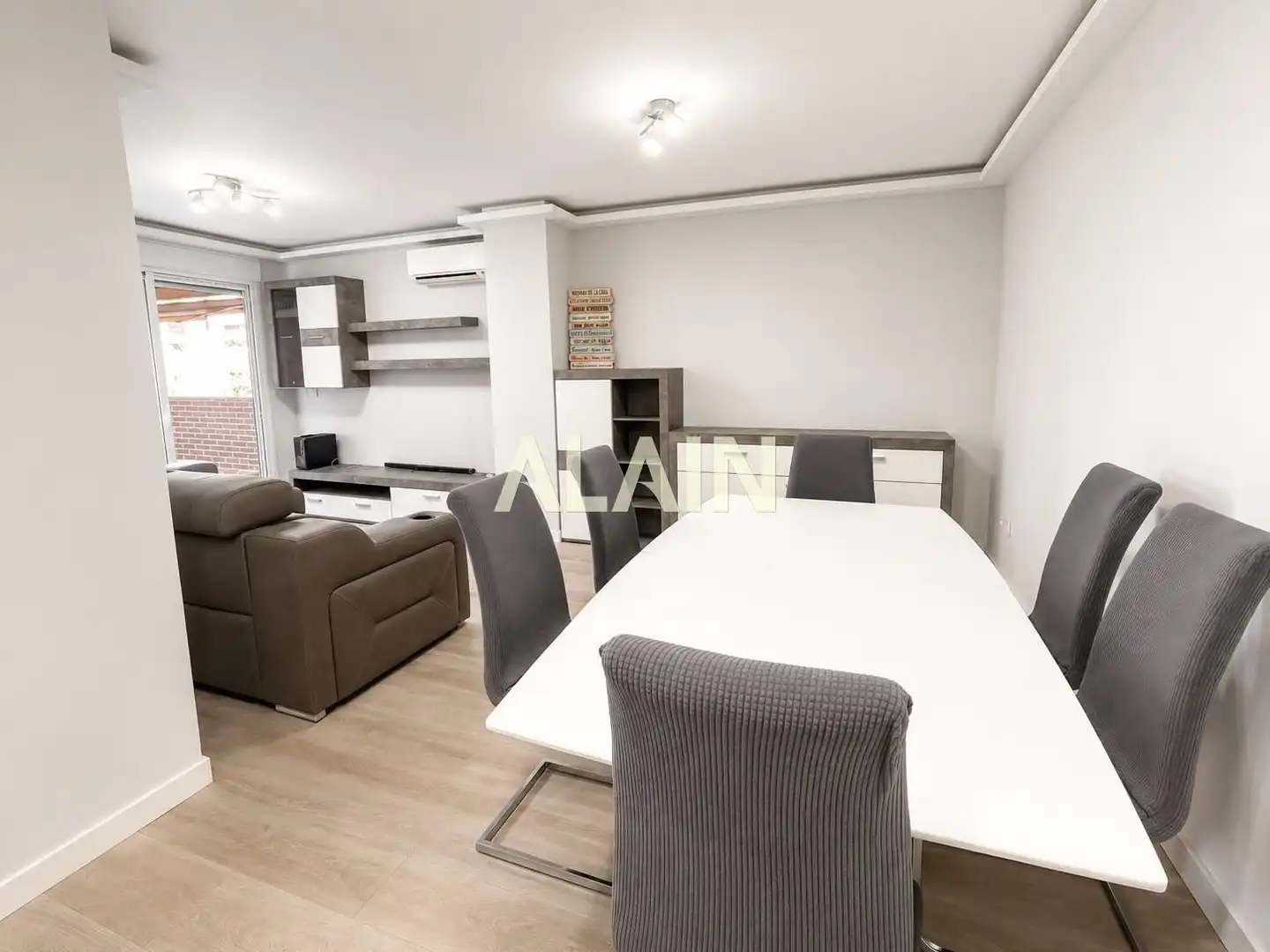 Appartement avec terrasse à vendre à Quatre Carreres, imagen 3