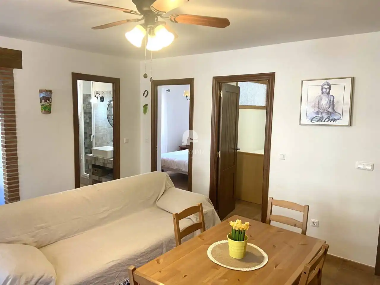 Sala d'estar de Finca rústica de lloguer en Árchez amb Aire condicionat i Piscina