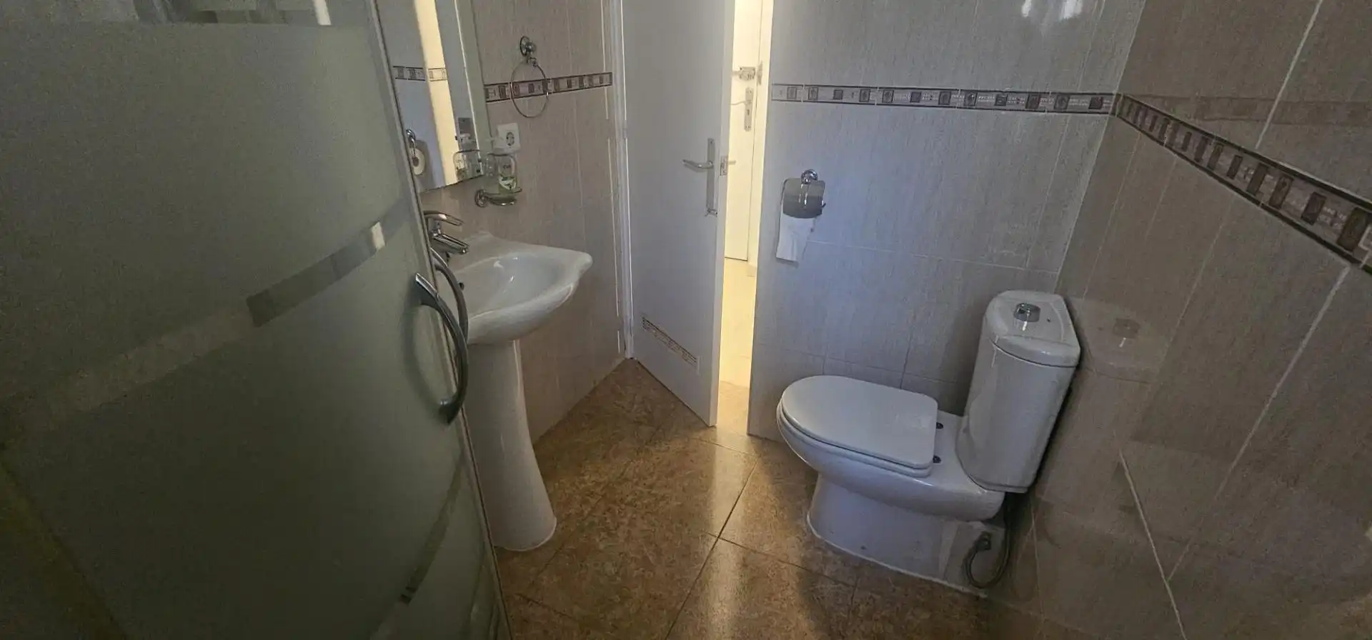 Baño de Apartamento en venta en Benalmádena