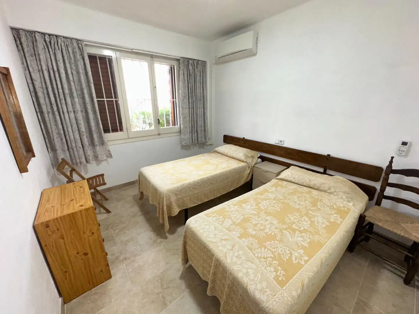 Schlafzimmer von Wohnungen zum Verkauf in Torredembarra mit Balkon und Alarm