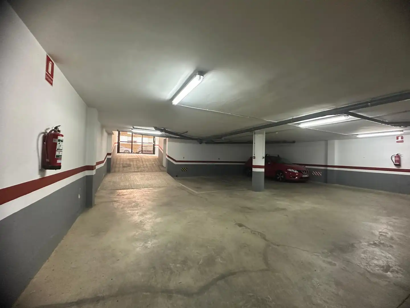Parking de Piso en venta en Montserrat con Trastero y Horno