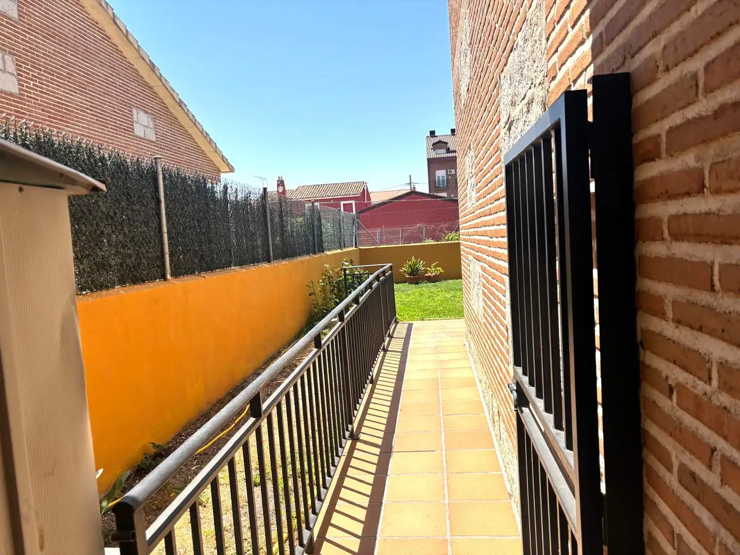 Terrassa de Casa o xalet en venda en Humanes de Madrid amb Calefacció, Jardí privat i Parquet