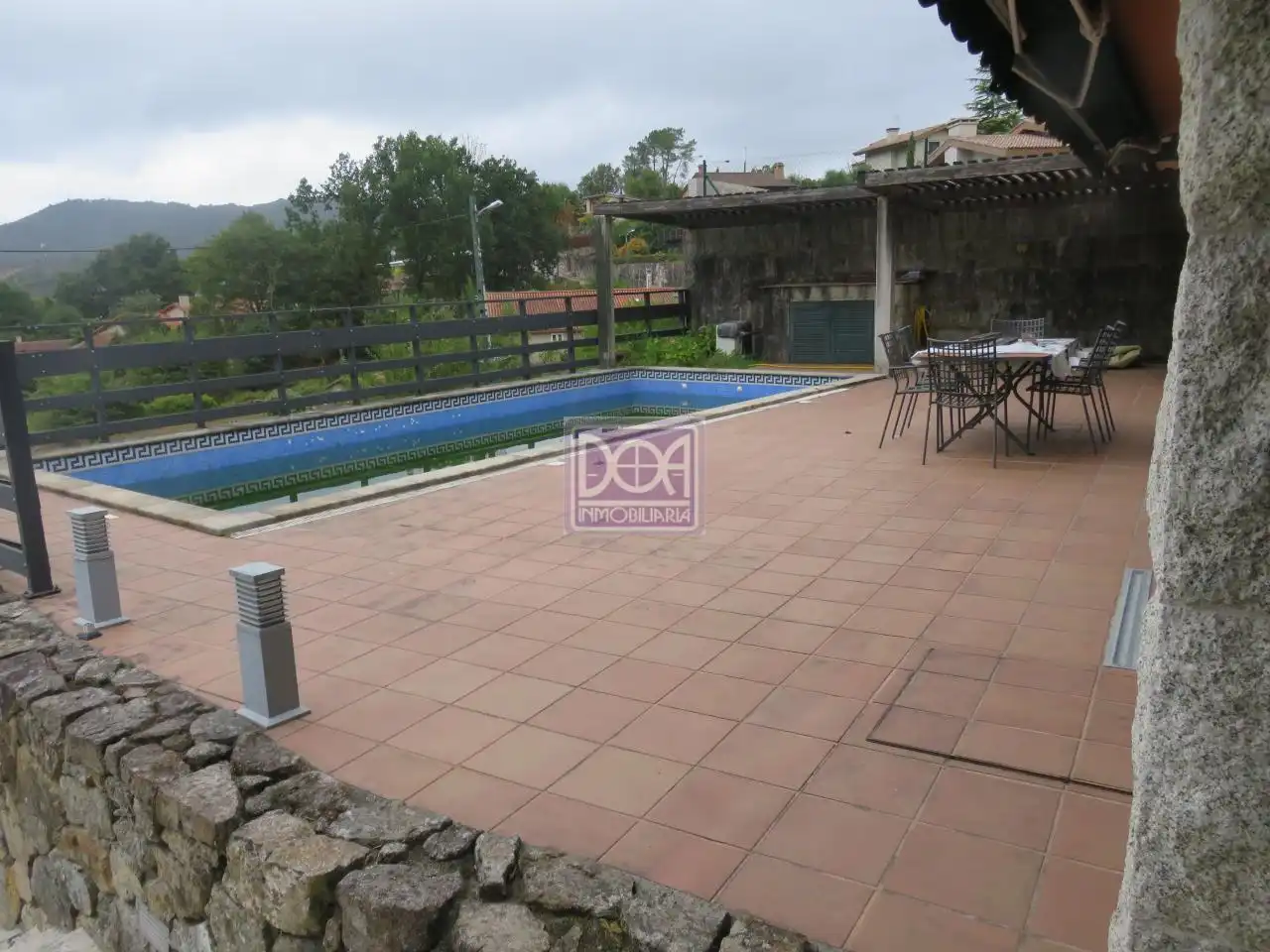 Piscina de Casa o xalet en venda en Mondariz-Balneario amb Calefacció, Jardí privat i Terrassa