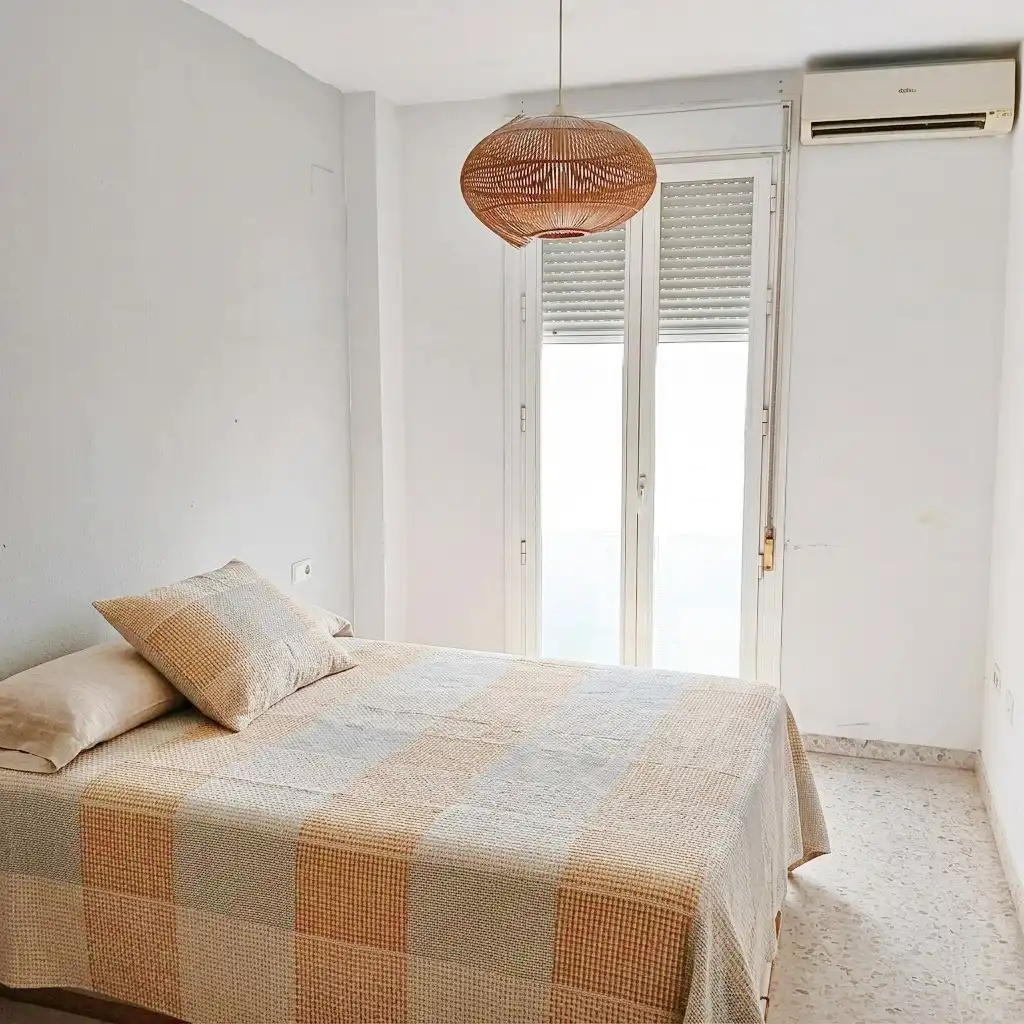 Habitación de Dúplex en venta en Coria del Río con Aire acondicionado, Calefacción y Trastero