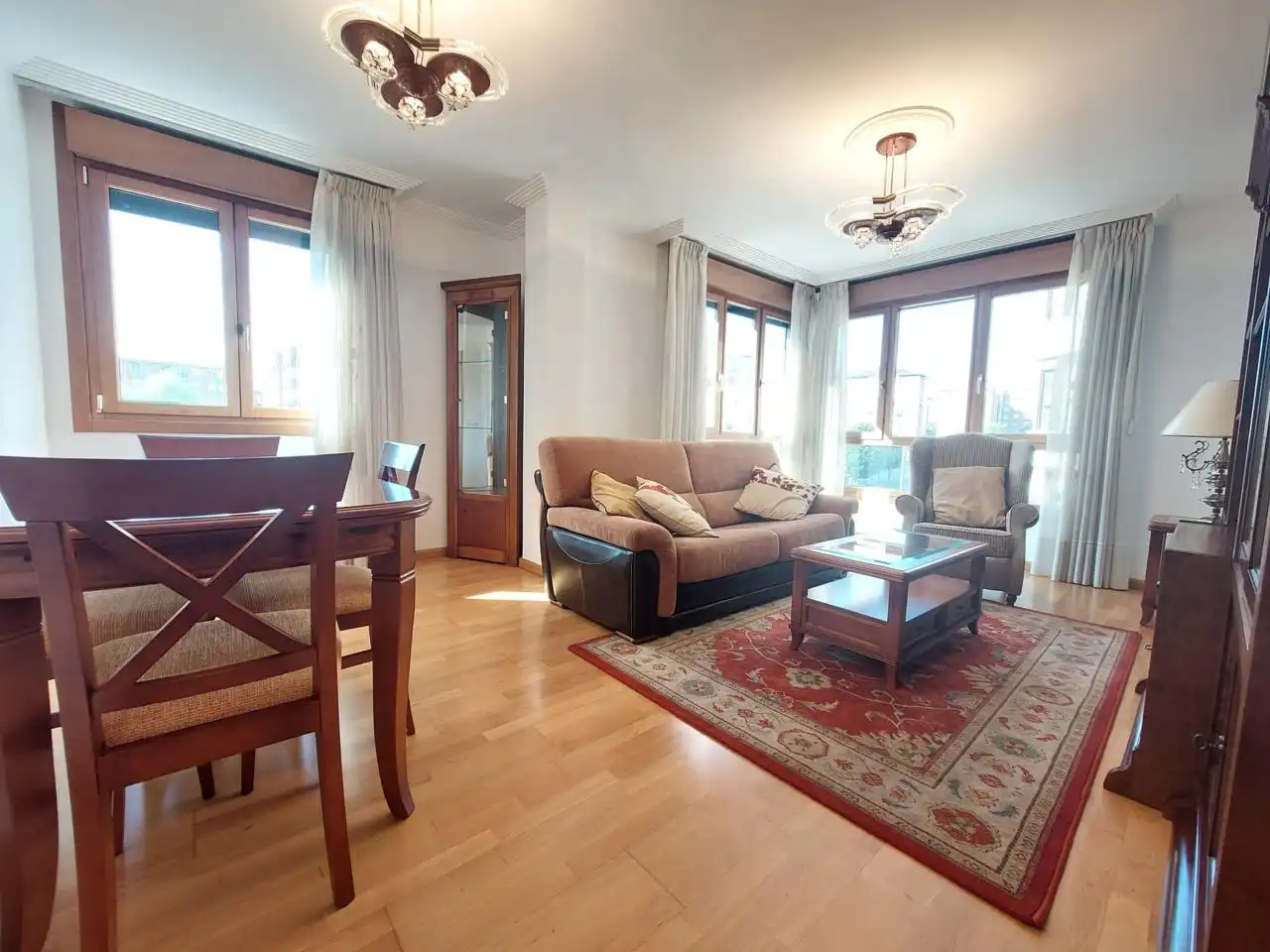 Sala de estar de Piso de alquiler en Gijón  con Calefacción y Amueblado
