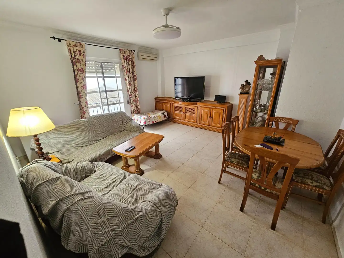 Sala de estar de Piso en venta en Vejer de la Frontera con Amueblado y Balcón