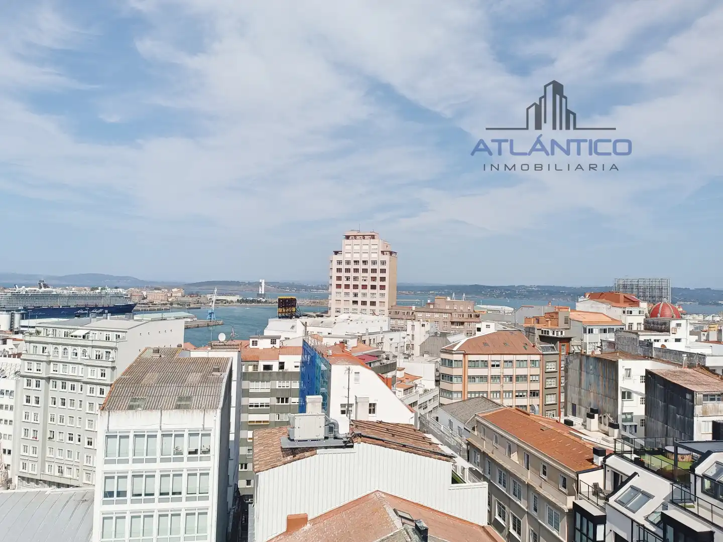 Àtic en venda en A Coruña Capital  amb Calefacció, Terrassa i Moblat
