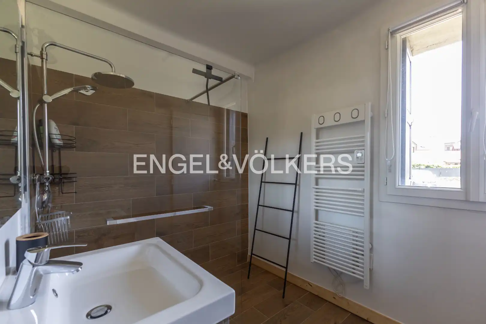 Baño de Casa o chalet en venta en Bourg - Madame con Calefacción, Jardín privado y Parquet