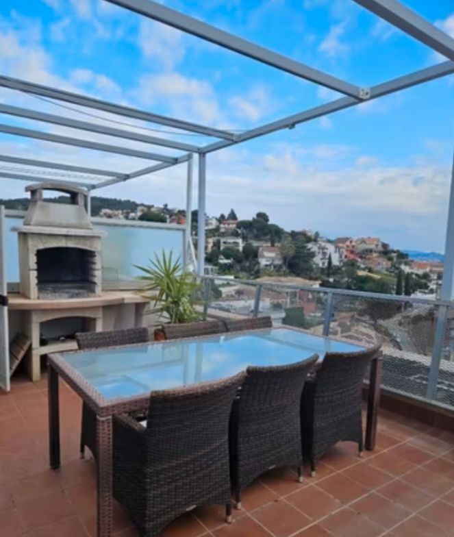 Terraza de Dúplex de alquiler en Santa Susanna con Aire acondicionado, Calefacción y Terraza