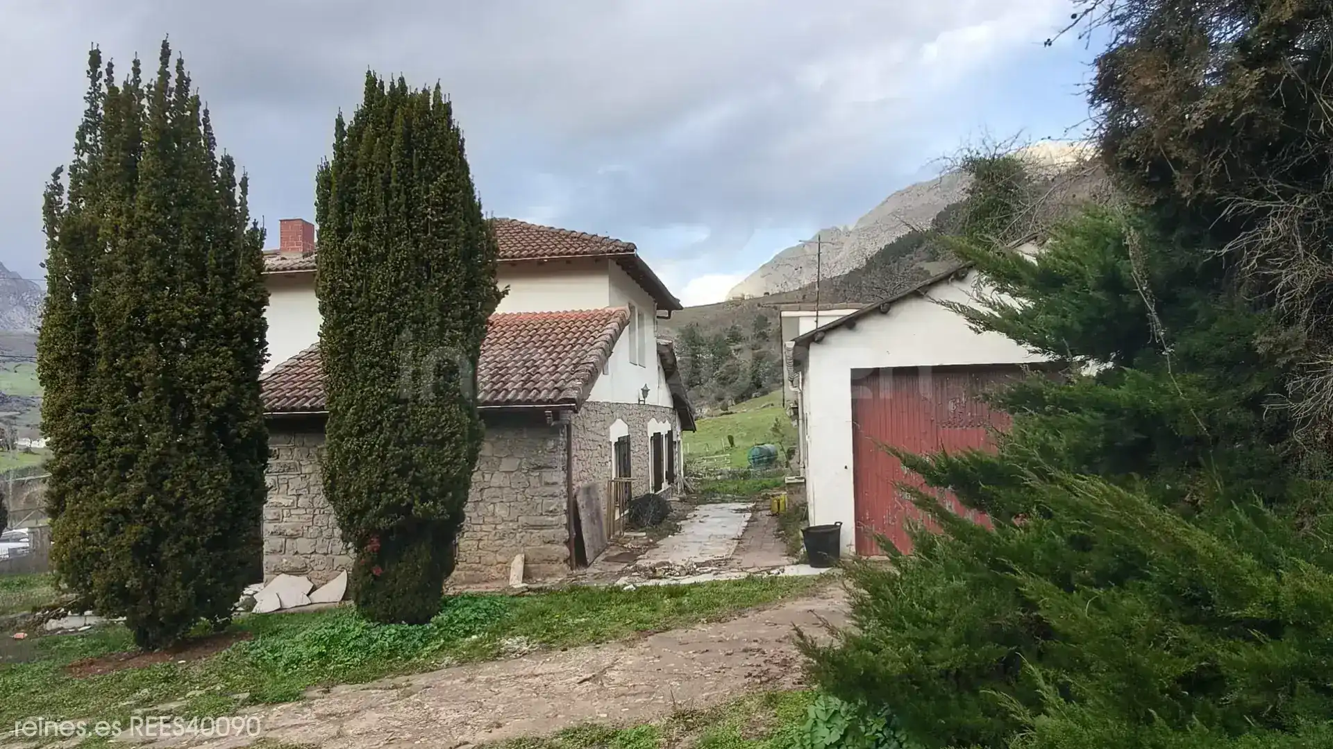 Houses for sale in Cillorigo de Liébana  with Private garden