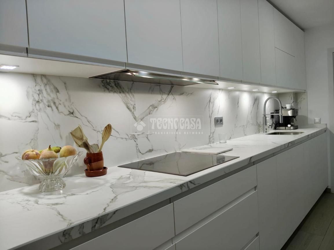 Flat for sale in Calle Carr. de Vilches
