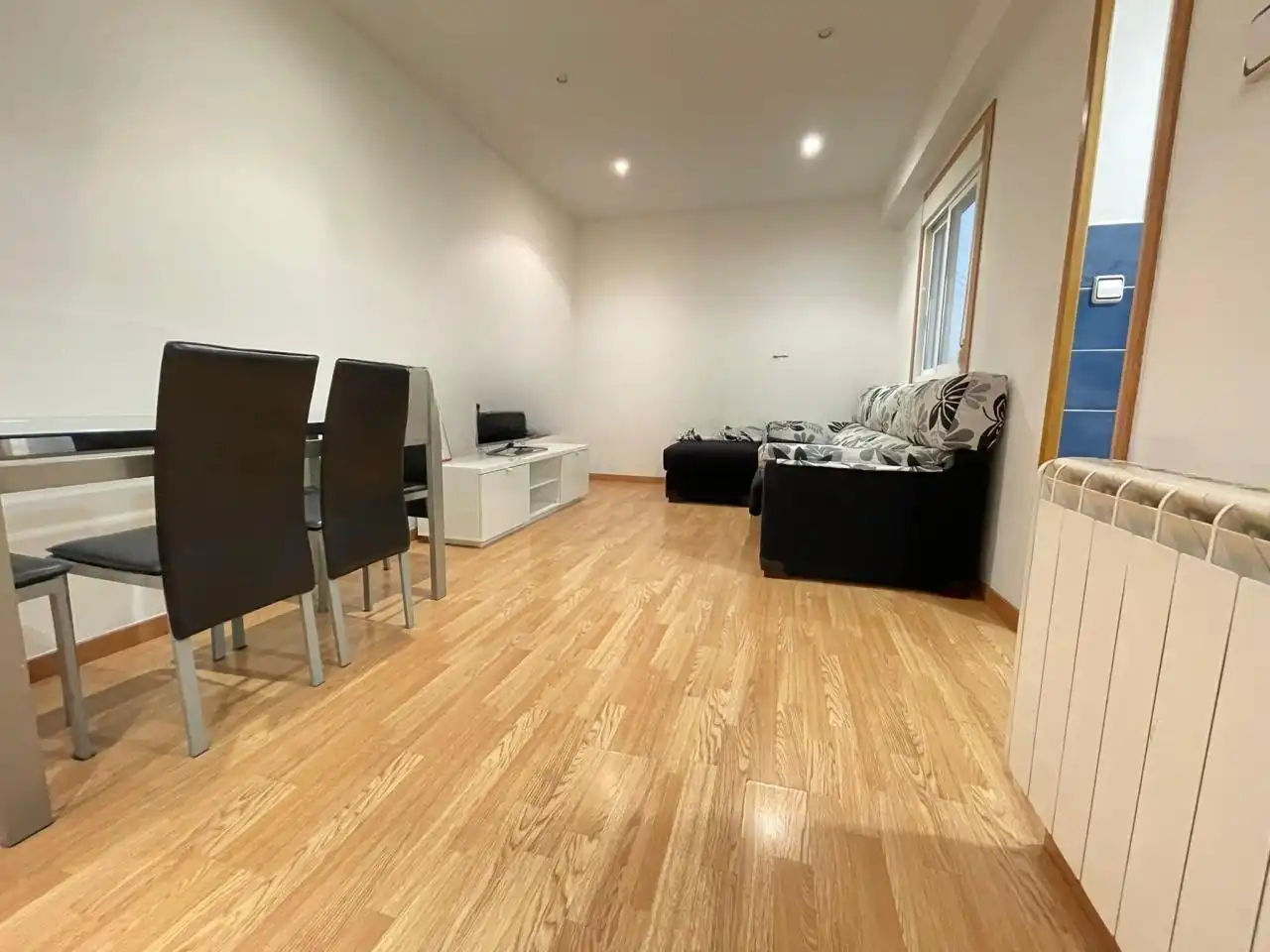 Piso en venta en Ourense Capital  con Calefacción, Terraza y Amueblado