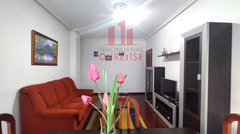 Foto 2 de Piso de alquiler en A Carballeira, Ourense Capital