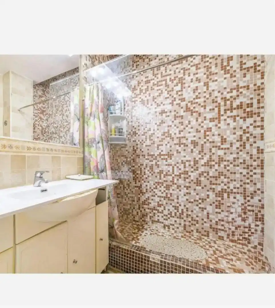 Baño de Piso en venta en Viladecans