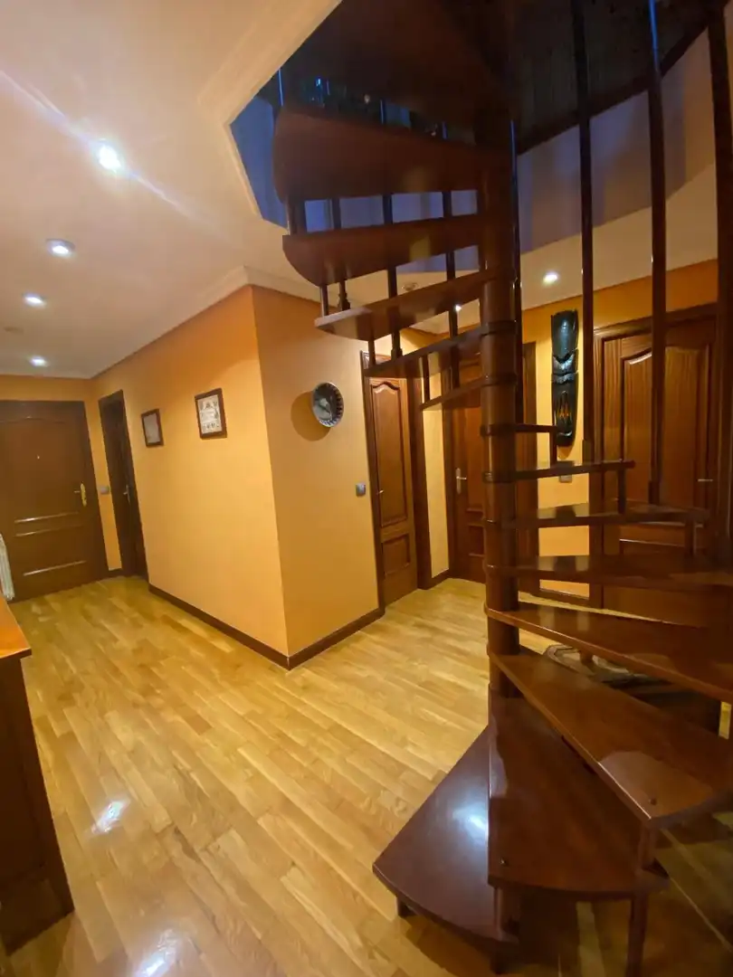 Dúplex en venta en Palencia con Calefacción y Parquet