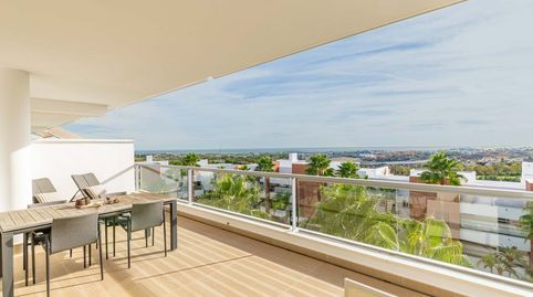 Elegante apartamento con vistas al mar y terraza de 35 m² en Los Arqueros, imatge 4
